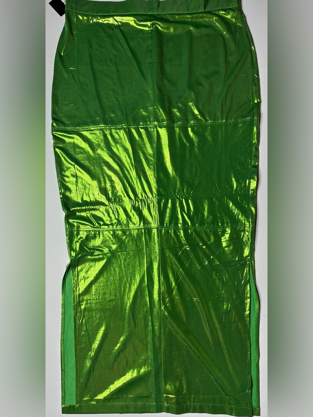 Shimmering Metallic Green Pencil Skirt - Picture 2 of 3